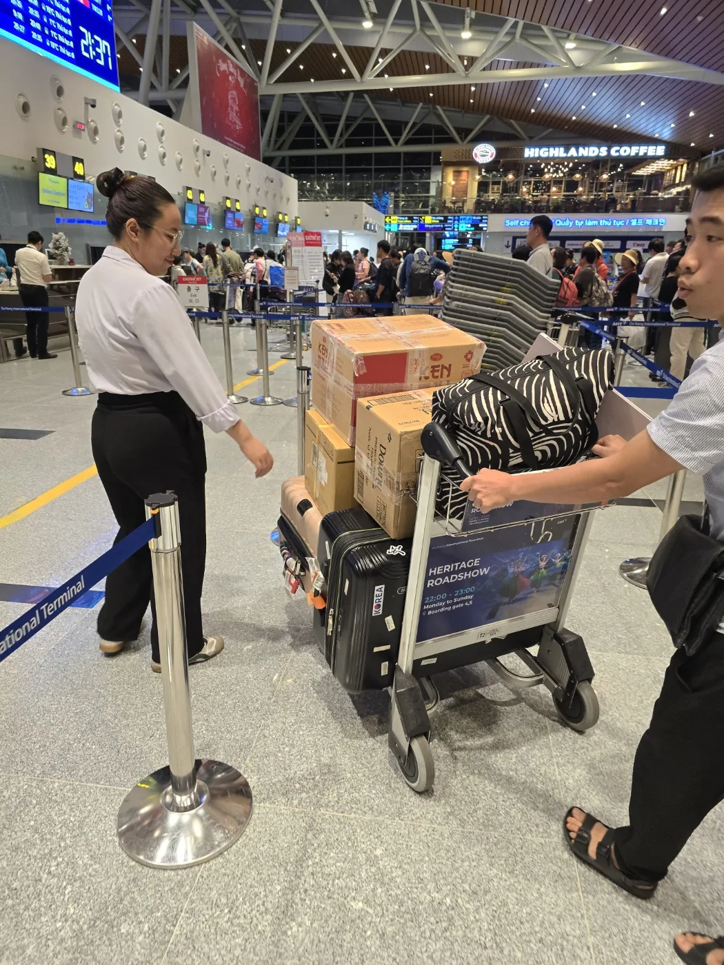 Chuyến đi Đà Nẵng cùng bố mẹ ngoài 80 tuổi — ngày cuối cùng, ngày thứ 5 🇻🇳