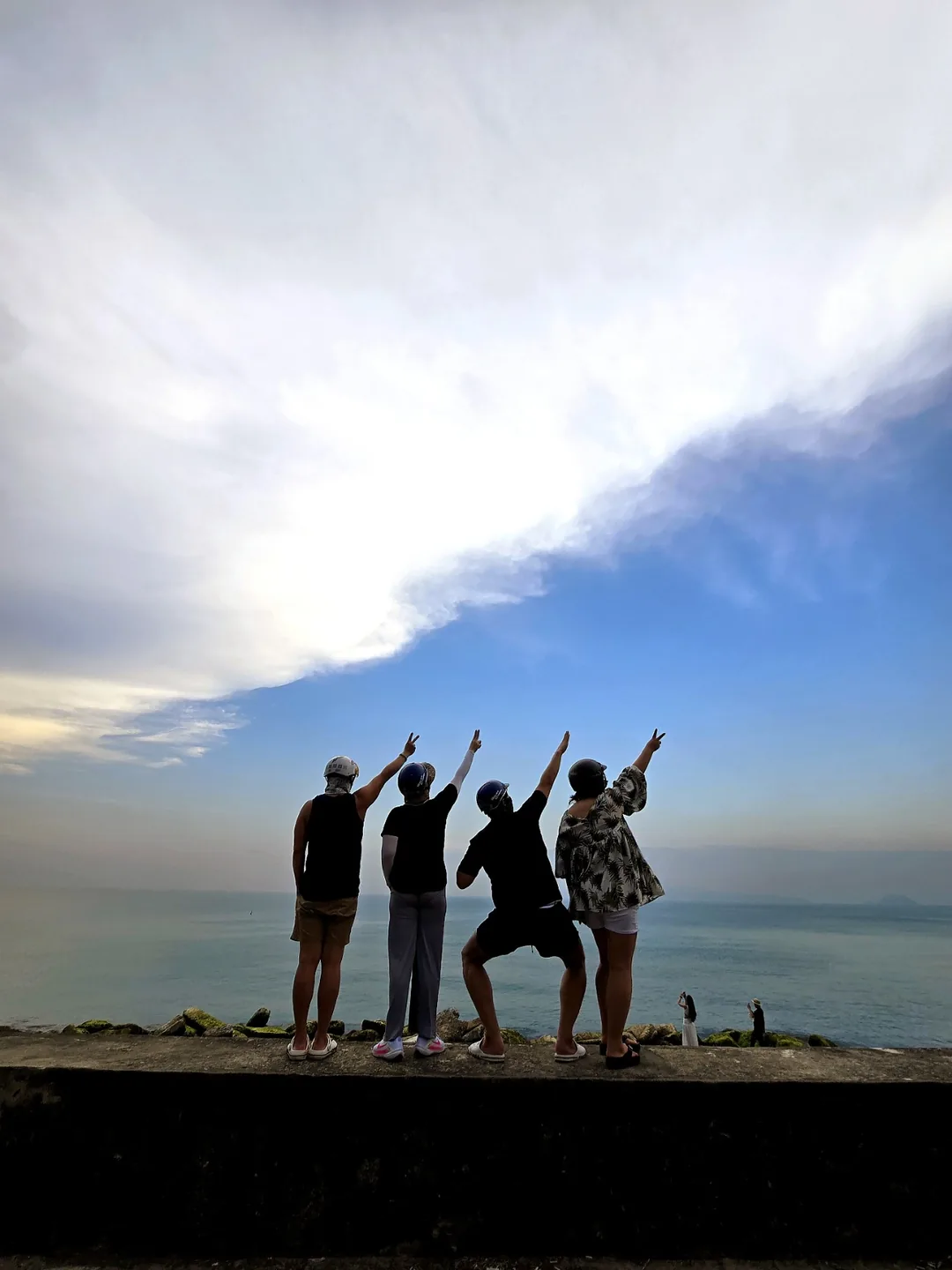 🇻🇳Bài review (Cặp đôi ăn ý - Lịch trình du lịch Đà Nẵng 5 ngày dành cho người trình độ trung cấp) Ngày 2