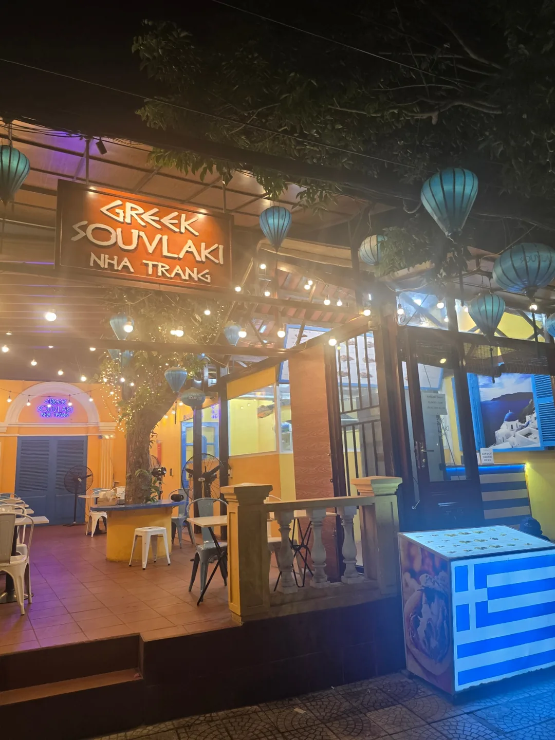 🇻🇳Bài review (Cặp đôi ăn ý - Lịch trình du lịch Đà Nẵng 5 ngày dành cho người trình độ trung cấp) Ngày 2