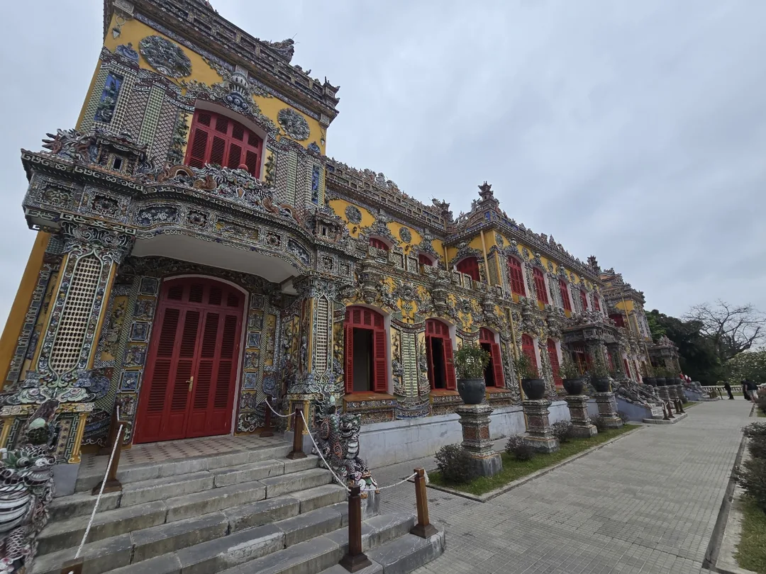 🇻🇳 (Lịch trình du lịch Đà Nẵng 5 ngày dành cho khách trung cấp hợp cạ) Ngày 5: Tour tham quan Hoàng cung Huế
