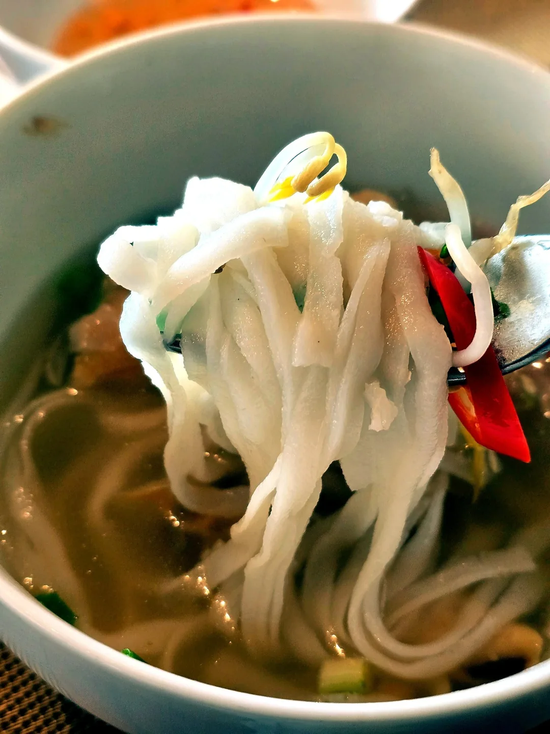 Phô mai này có vị như cá đuối lên men (hongeo) vậy..