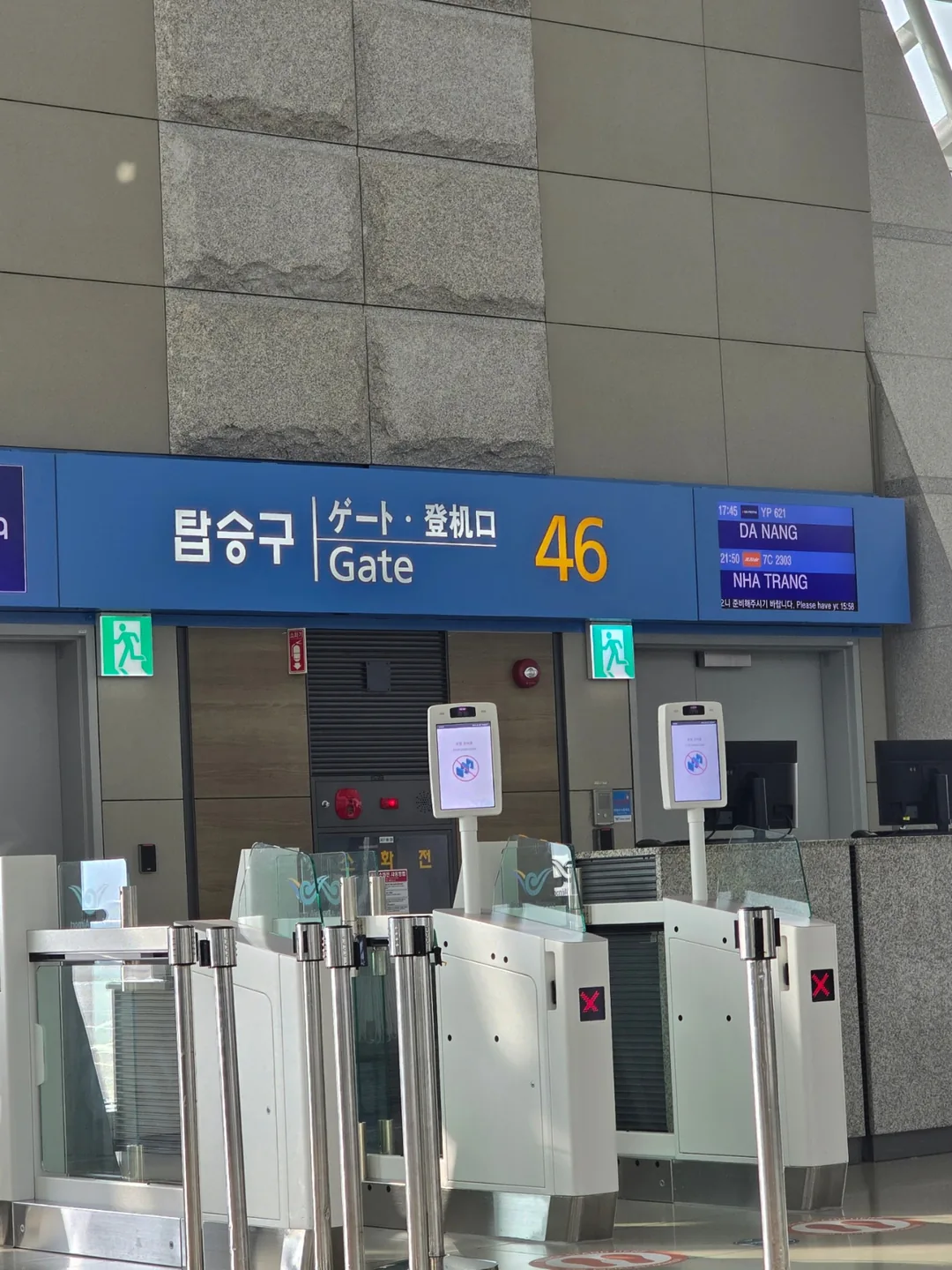 Nhật ký chuyến đi thứ 7 🛫🇻🇳 Thông tin dòng máy bay Air Premia tại sân bay Incheon!