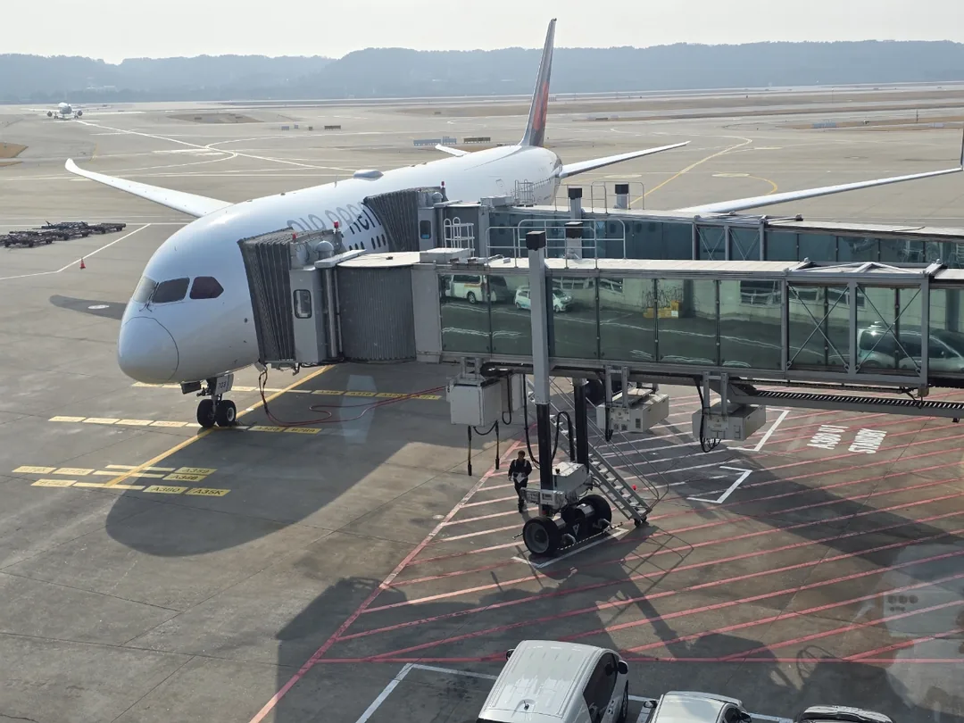Nhật ký chuyến đi thứ 7 🛫🇻🇳 Thông tin dòng máy bay Air Premia tại sân bay Incheon!