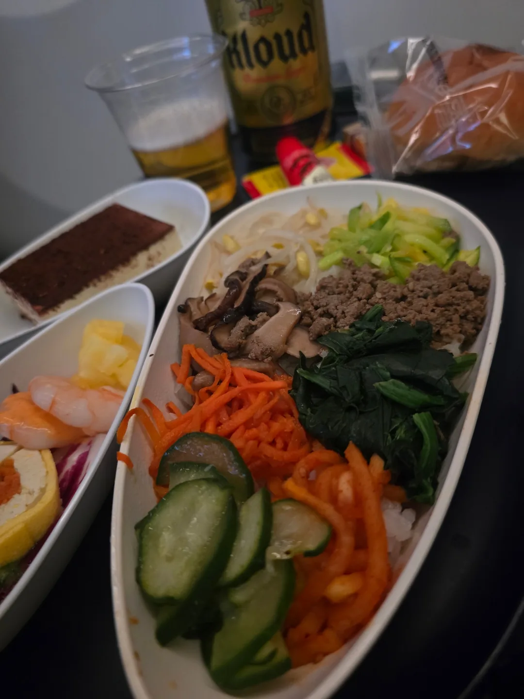 Nhật ký chuyến đi ngày 7🛫🇻🇳 Suất ăn trên chuyến bay Air Premia! Và cả voucher