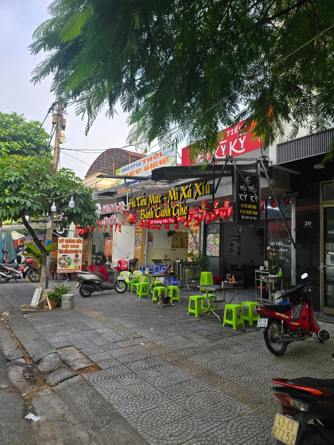 Review ngày 7🛫🇻🇳 Bữa sáng ngày đầu tiên là!!! Hủ tiếu!!