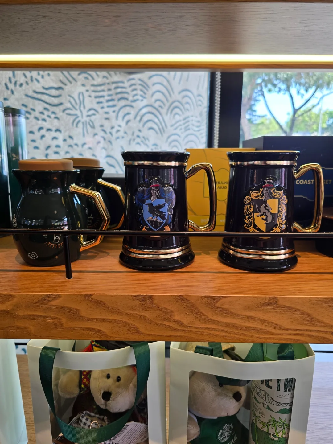 Nhật ký chuyến đi 7🛫🇻🇳 Starbucks trong siêu thị