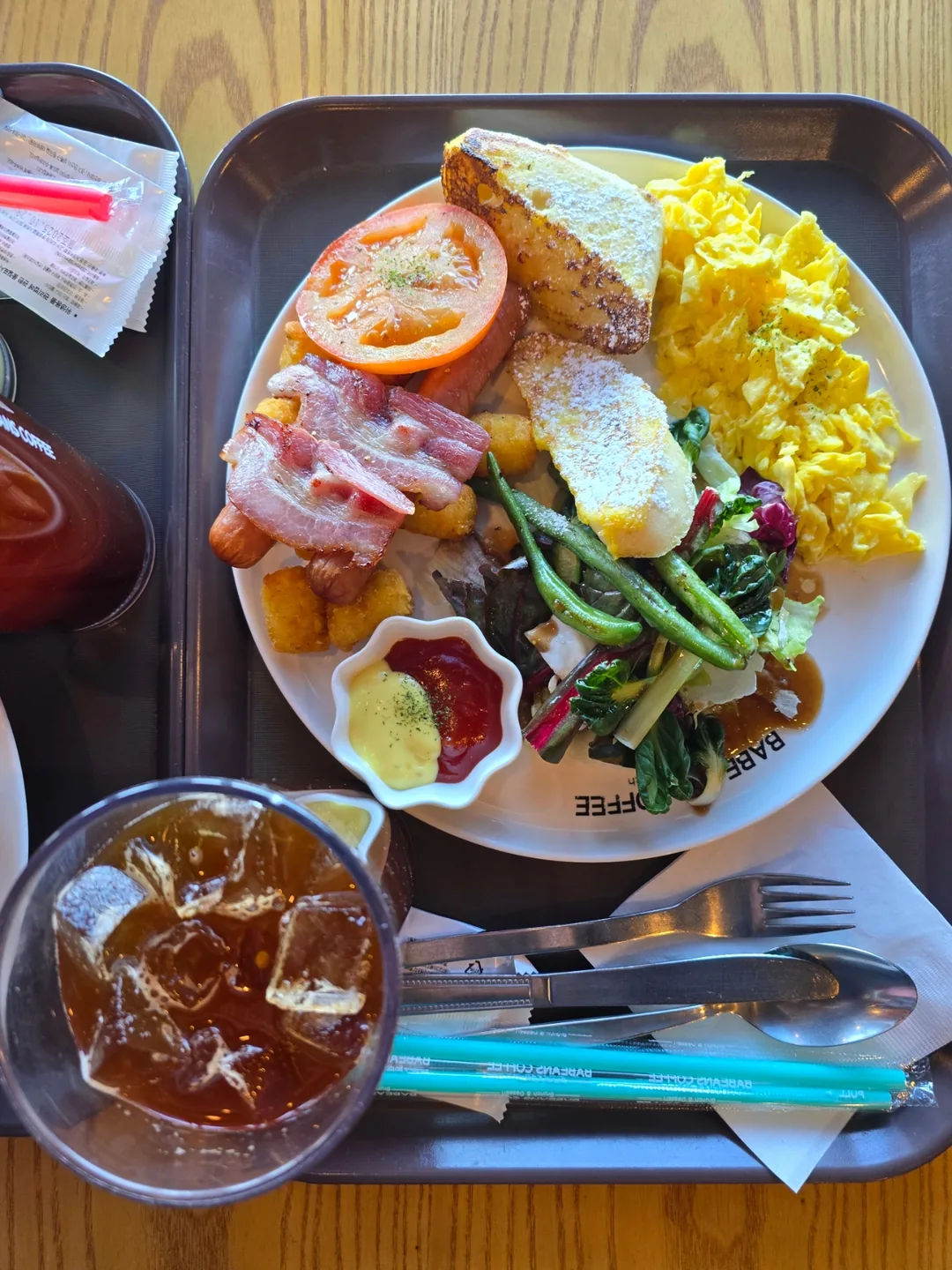 Quán cà phê mì Ý tô bánh mì ngon nhất Sokcho!