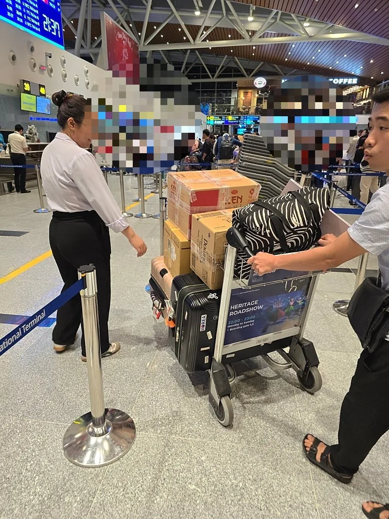 [Vali] 🧳 Cho vali cũ này, đưa vali mới cho tôi đi!! 🧳