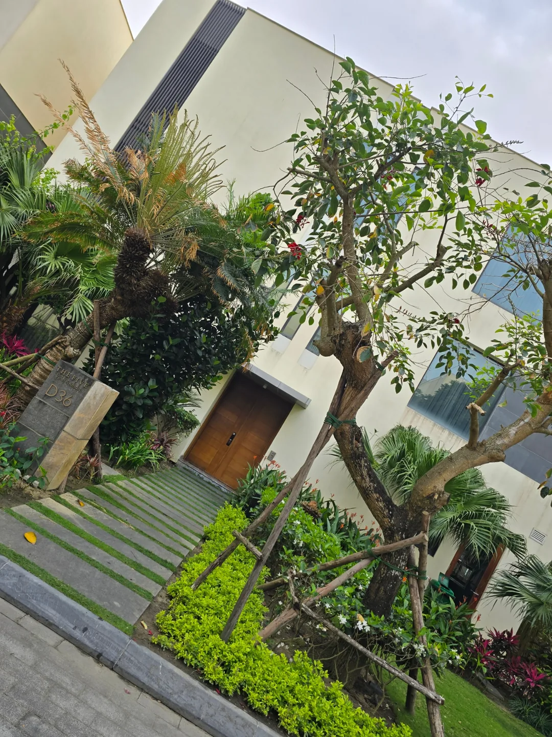 Tận hưởng bãi biển riêng tại Shilla Monogram Đà Nẵng 🏖️