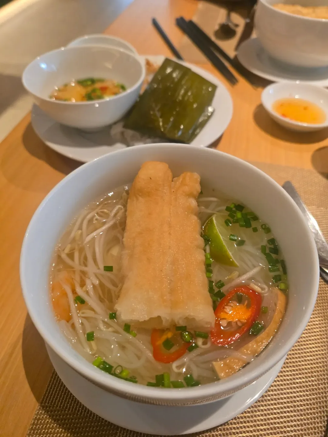 Bữa sáng ngày thứ 2 tại Shilla Monogram Đà Nẵng (quán bánh cuốn ngon🥢)