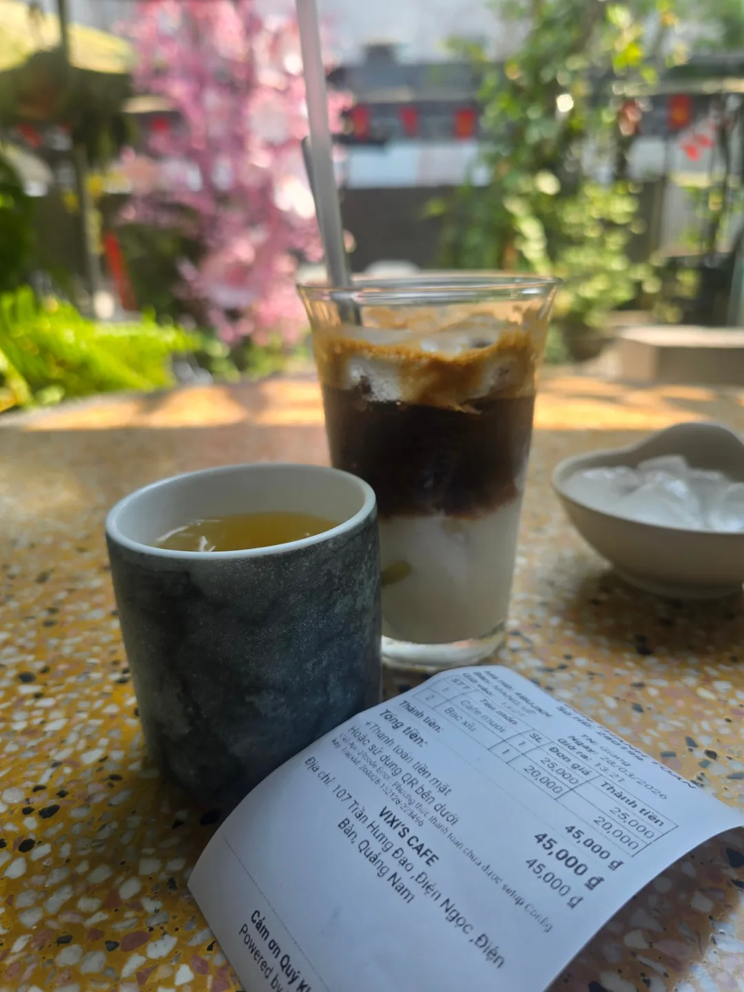 Bài review chuyến đi thứ 7🛫🇻🇳 Một quán cà phê nào đó... vixi's coffee
