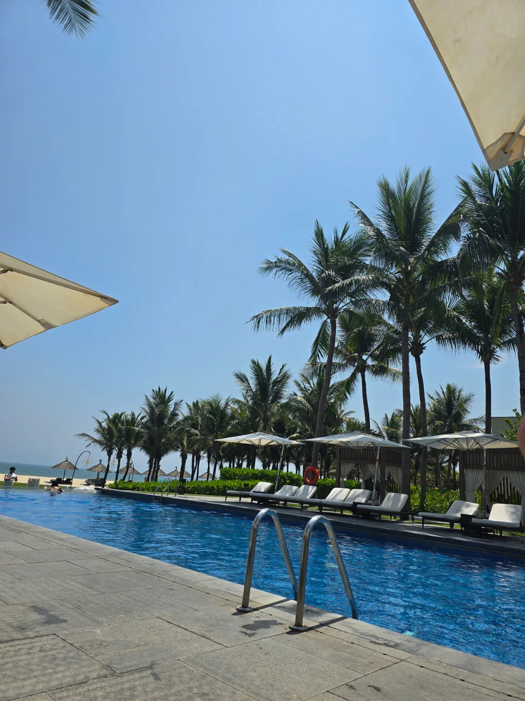 Bài review chuyến đi thứ 7🛫🇻🇳 Shilla Monogram Đà Nẵng 8 vui chơi hồ bơi