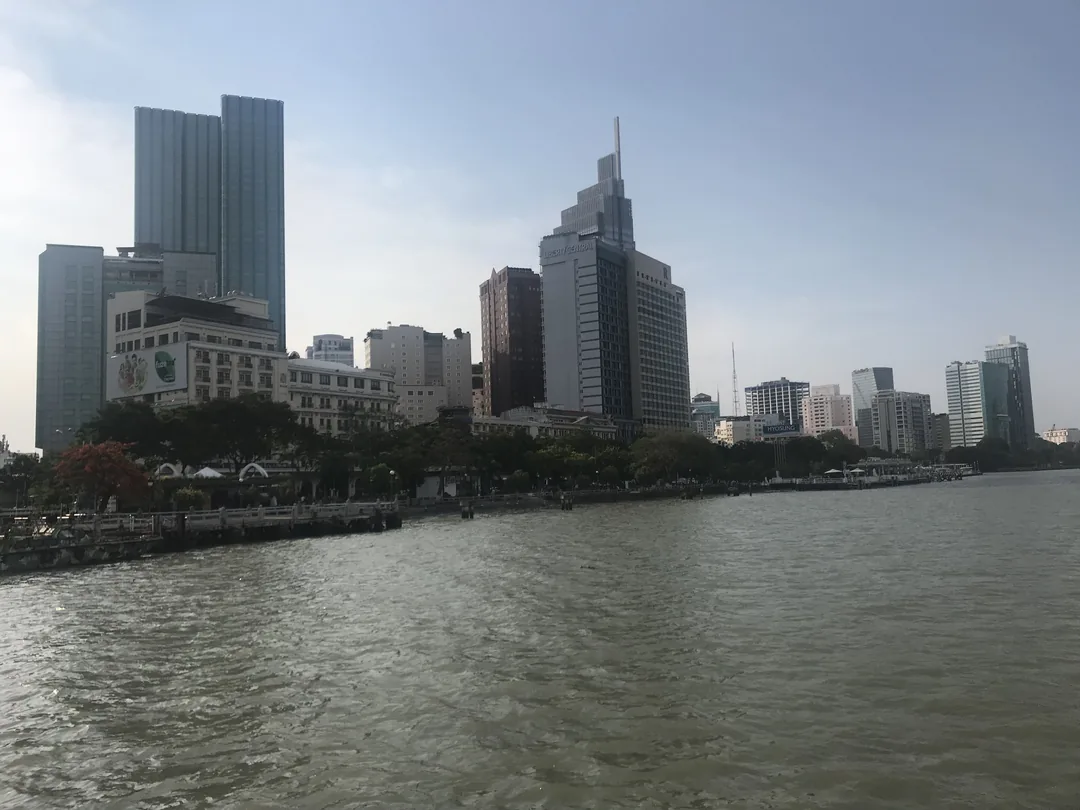 頭頓到胡志明的商務艙快船,位於船長室的特別體驗