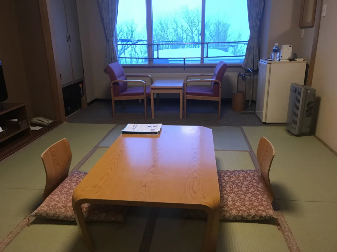 【北海道五天四夜跟團遊記】層雲峽冰瀑季 × 網走破冰船 ×