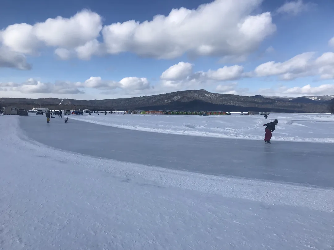【北海道五天四夜跟團遊記】層雲峽冰瀑季 × 網走破冰船 ×
