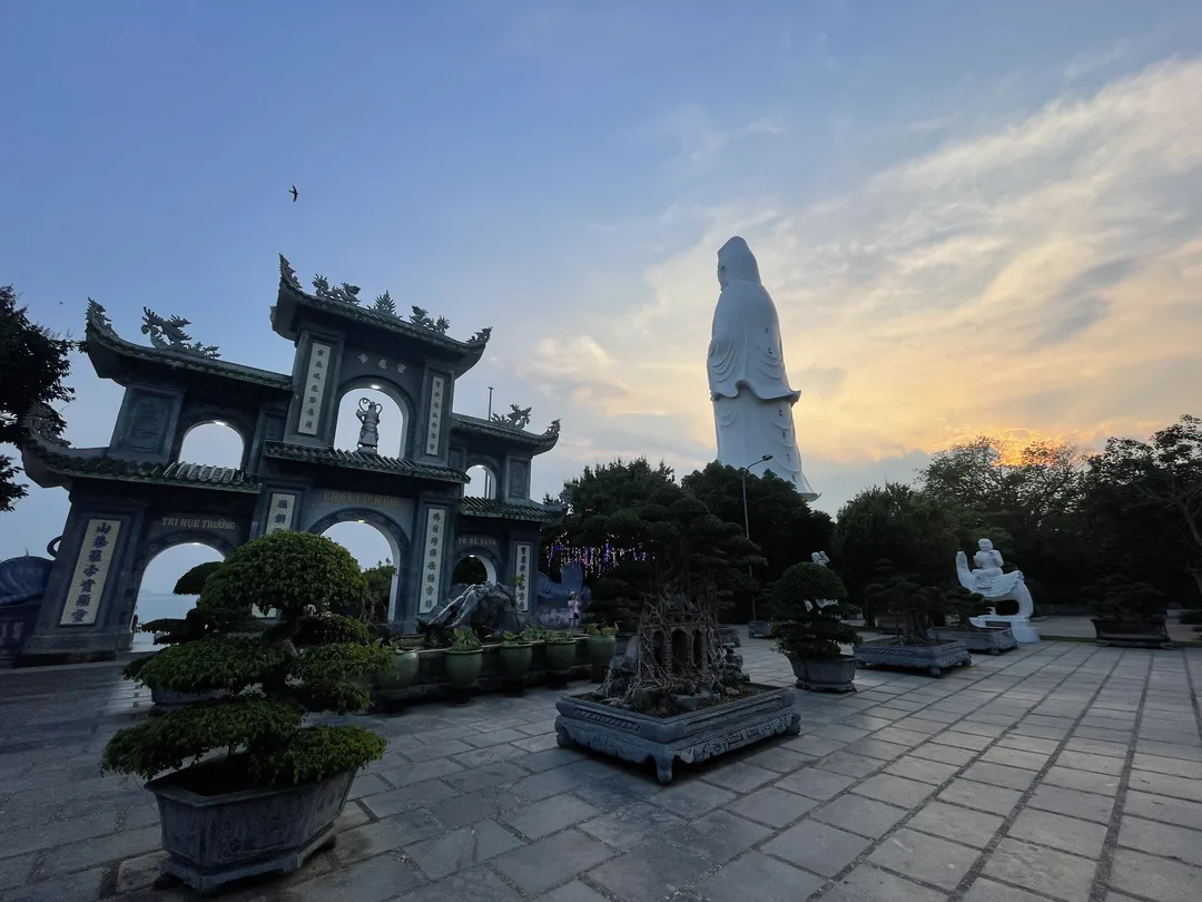 【Cẩm nang du lịch tự túc Đà Nẵng 2025】Lịch trình di chuyển, gợi ý và cân nhắc lựa chọn điểm tham quan, tổng hợp chỗ ở và nhà hàng