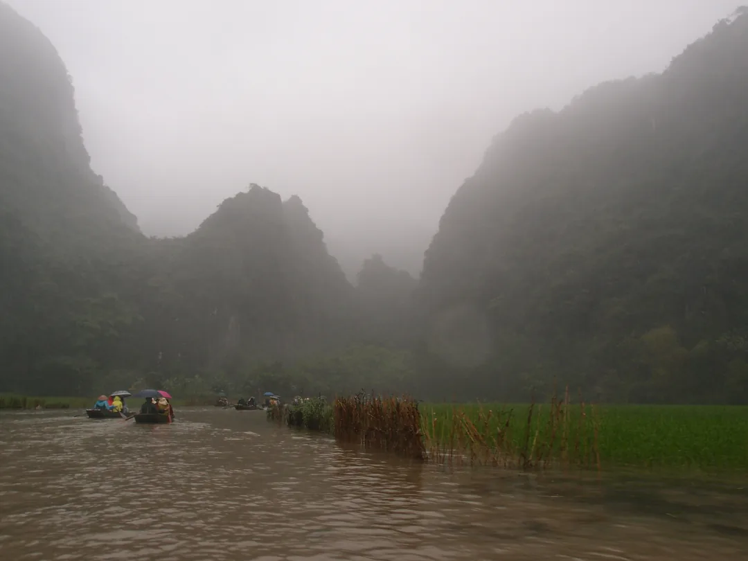 寧平陸龍灣旅遊攻略|一日行程推薦、最佳季節與必訪景點總整理(