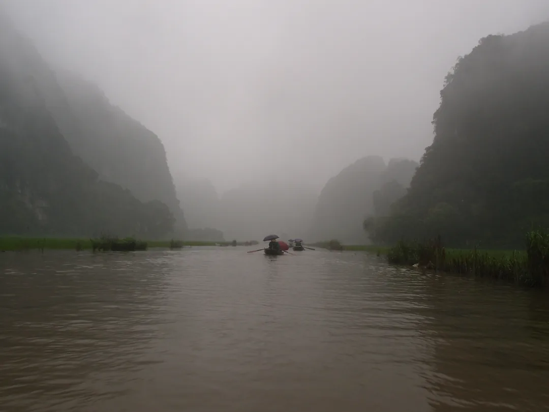 寧平陸龍灣旅遊攻略|一日行程推薦、最佳季節與必訪景點總整理(