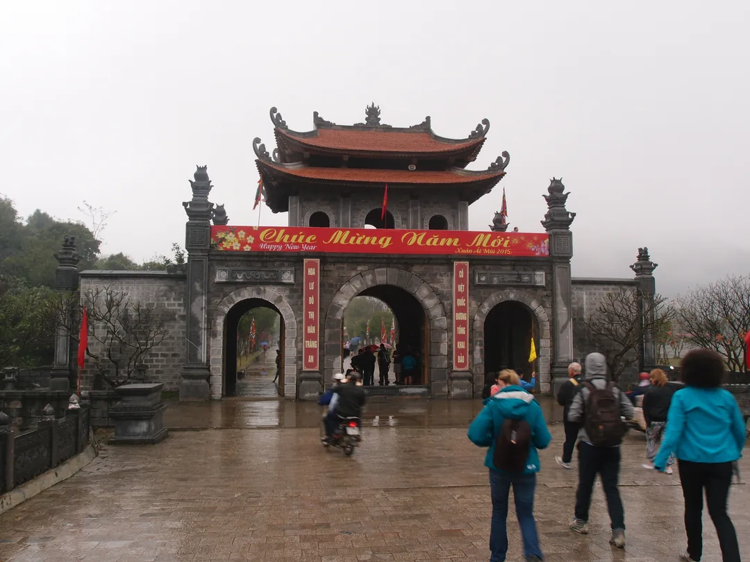 寧平陸龍灣旅遊攻略|一日行程推薦、最佳季節與必訪景點總整理(
