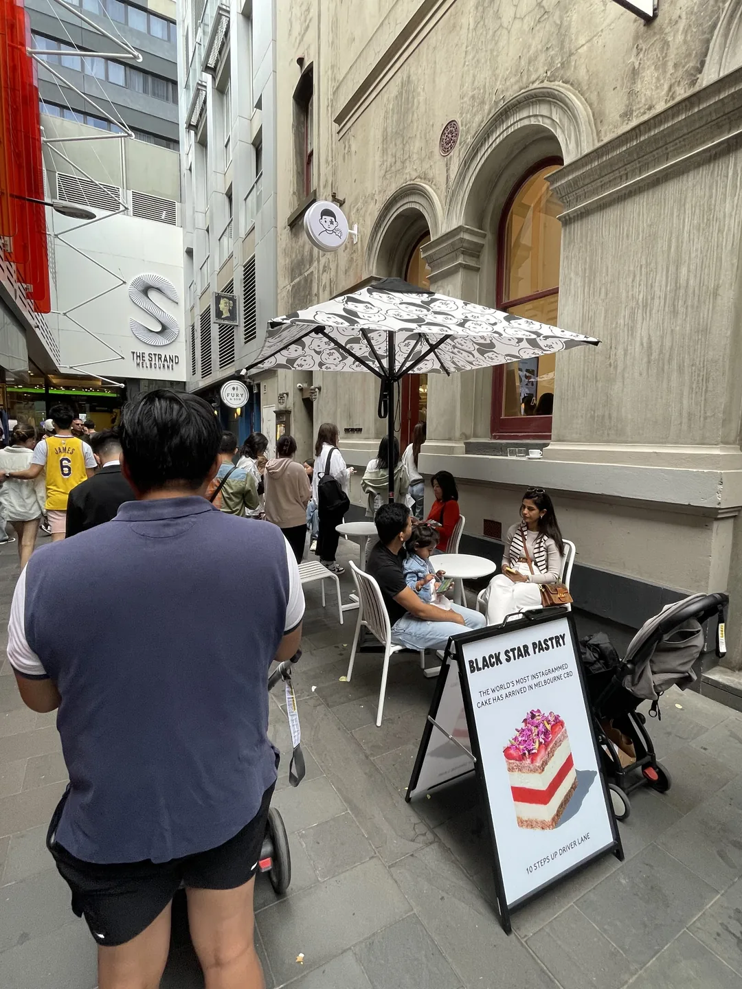 墨爾本自由行 Day1｜Jetstar 抵達、戰爭紀念館與雅