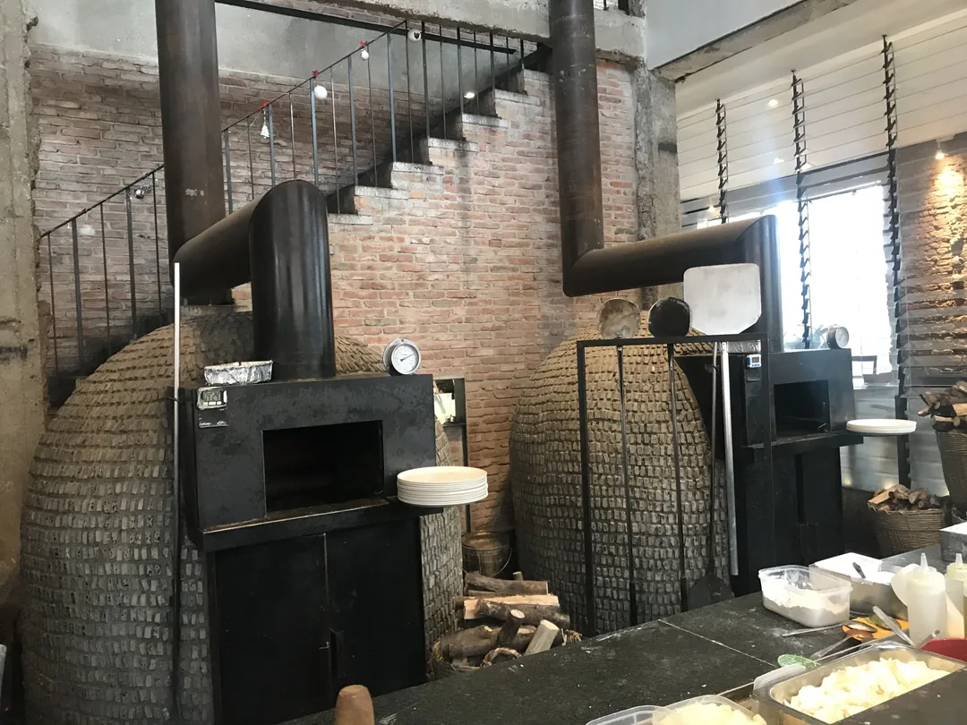 2025胡志明市美食推薦|20間必吃餐廳:越南料理、港式、日