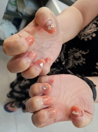 🎉Cùng Người Bản Địa Đà Nẵng #24🎉 (Lần Đầu Ghé Thăm) Làm nail lần đầu tiên trong đời tại Daisy Nail ở Hội An~
