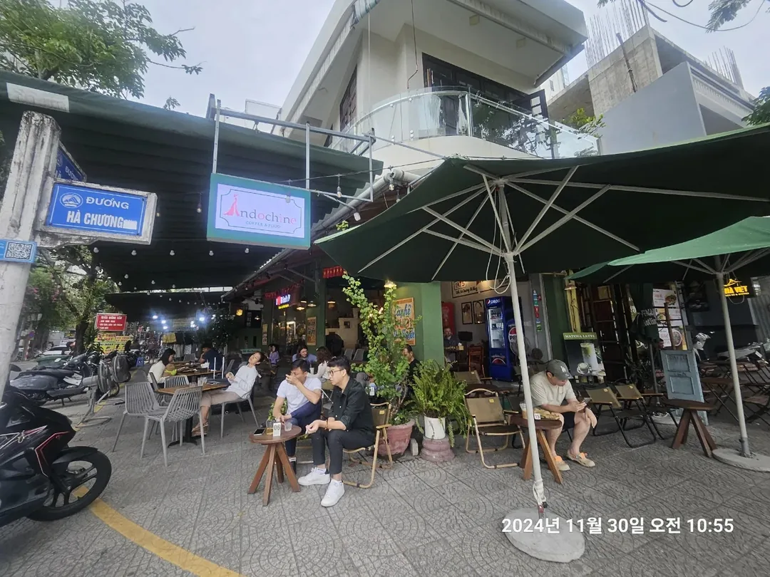 🇻🇳(Review) Quay lại Đà Nẵng >> Tản bộ buổi sáng trên đường An Thượng, yên tĩnh và thư thái