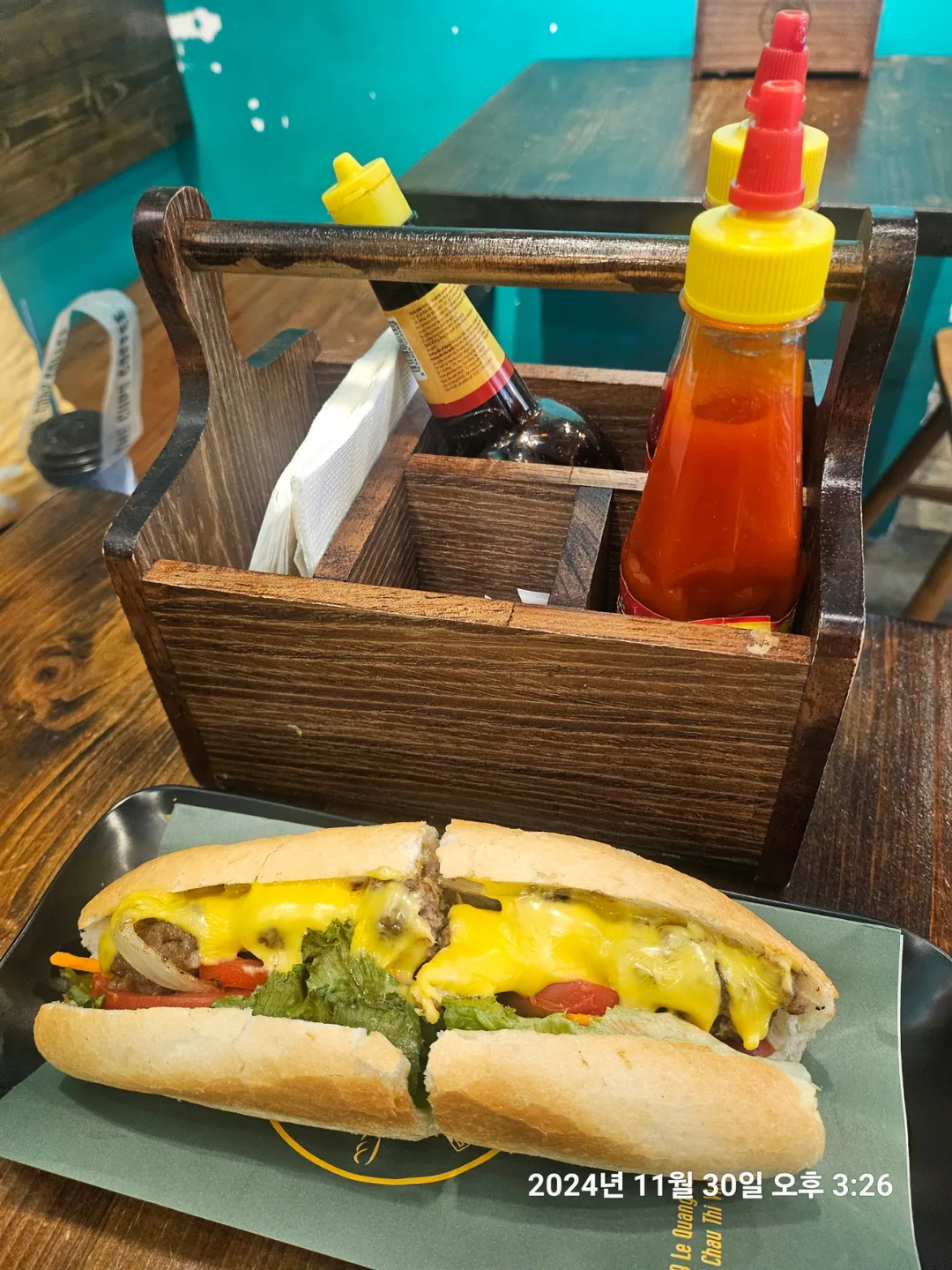 🇻🇳(review) Đà Nẵng lại đi >> Ừm~ bánh mì~! Quán vừa đẹp mà vị cũng ngon nữa