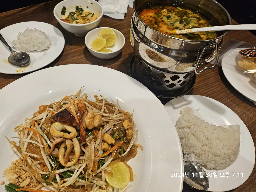 🇻🇳(Đánh giá) Thai Market, Thưởng thức hương vị Thái Lan tại Đà Nẵng