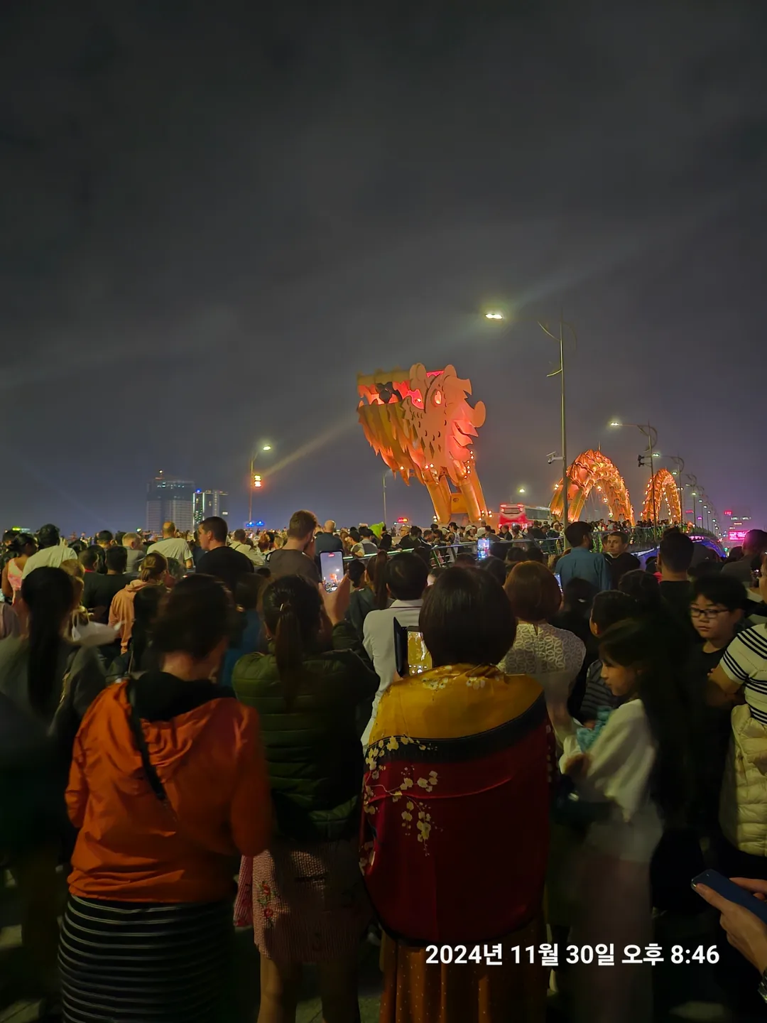 🇻🇳(Review) Đà Nẵng lần hai >> Cầu Rồng, xem show lửa & show nước lần đầu tiên