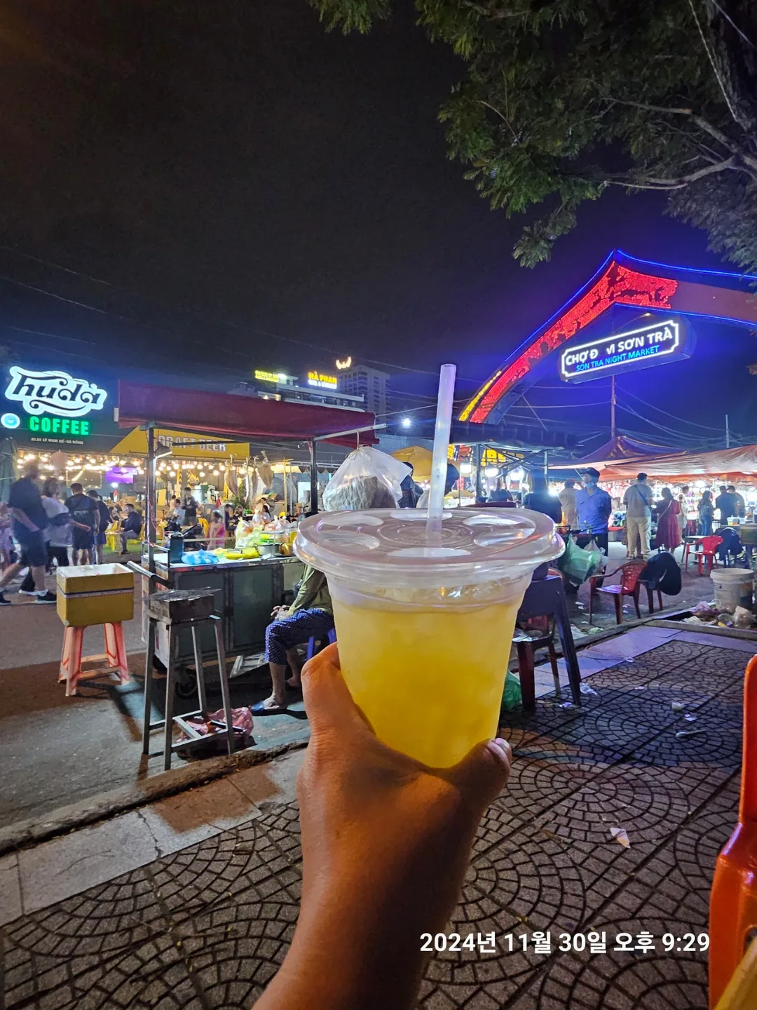 🇻🇳(review) Đà Nẵng tái xuất >> Nước mía uống thử lần đầu ở chợ đêm Sơn Trà, đúng gu của mình luôn!!