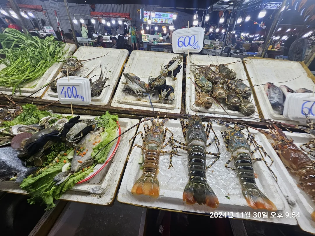 🇻🇳(review) Đà Nẵng tái xuất >>chợ đêm Sơn Trà