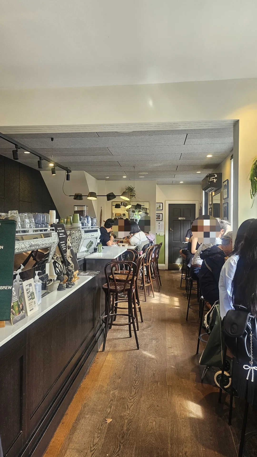 🇦🇺(Du lịch) Không phải Compose mà là Campos Coffee đấy!! Nếu đến Sydney thì ghé qua xem nhé~