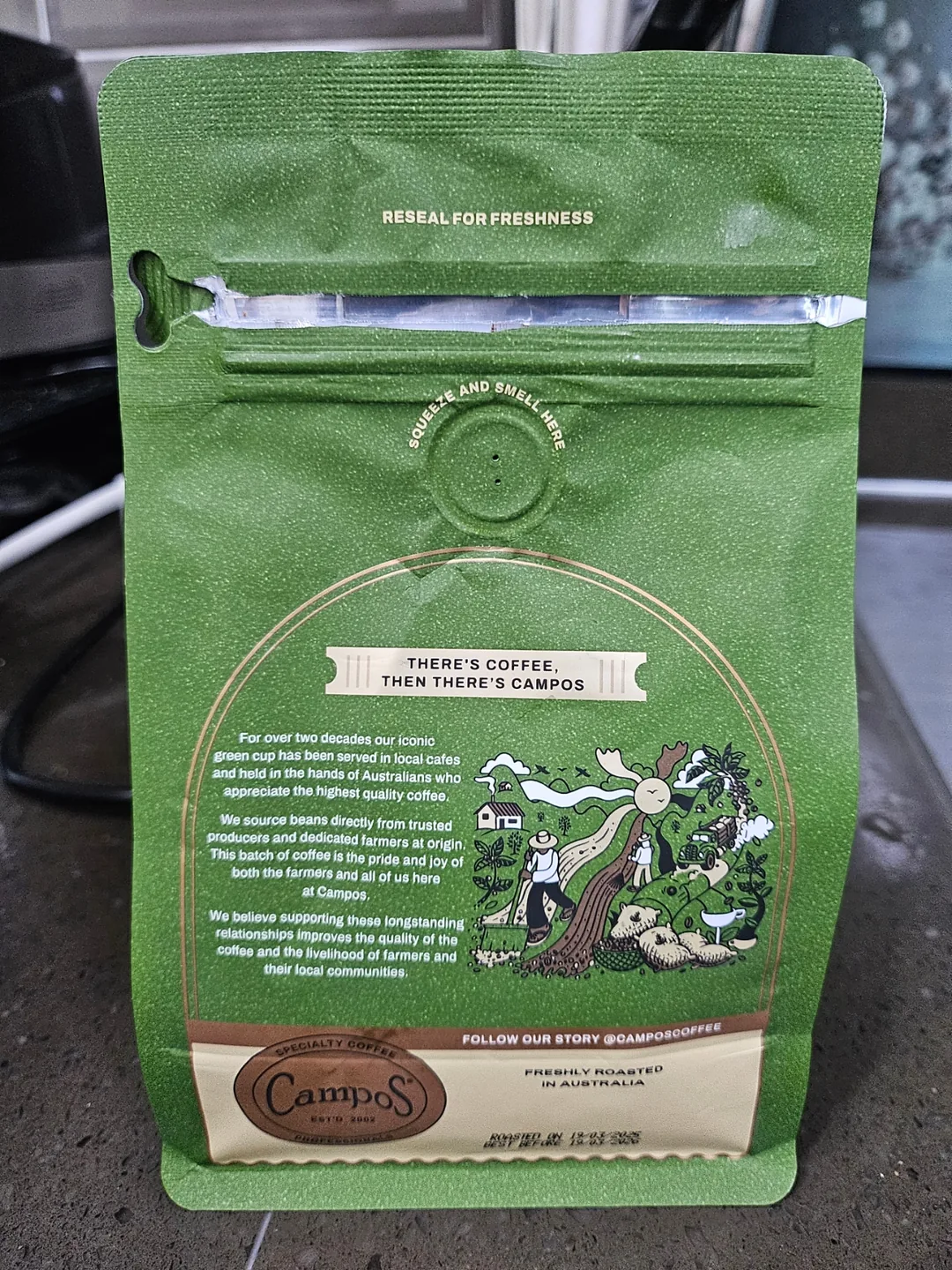 🇦🇺(Du lịch) Không phải Compose mà là Campos Coffee đấy!! Nếu đến Sydney thì ghé qua xem nhé~
