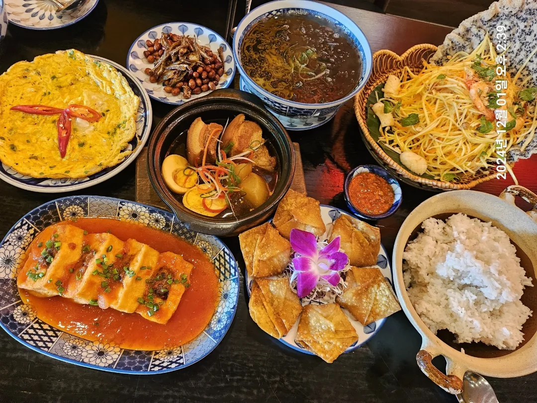 🇻🇳(Đánh giá) Quay lại Đà Nẵng >> Món ăn gia đình Việt Nam lần đầu được thưởng thức👍