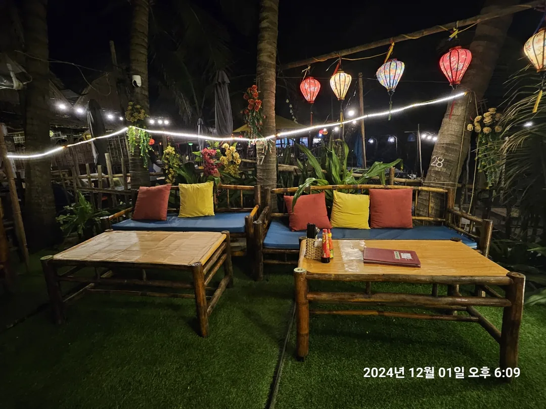 🇻🇳(Hậu ký) Trở lại Đà Nẵng >> Đêm lấp lánh của La Plage