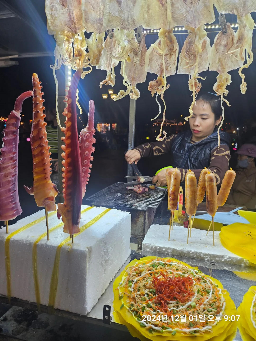 🇻🇳(Hậu ký) Quay lại Đà Nẵng >> Ngắm cảnh đêm Hội An cũng phải sau khi ăn: Chân bạch tuộc🐙