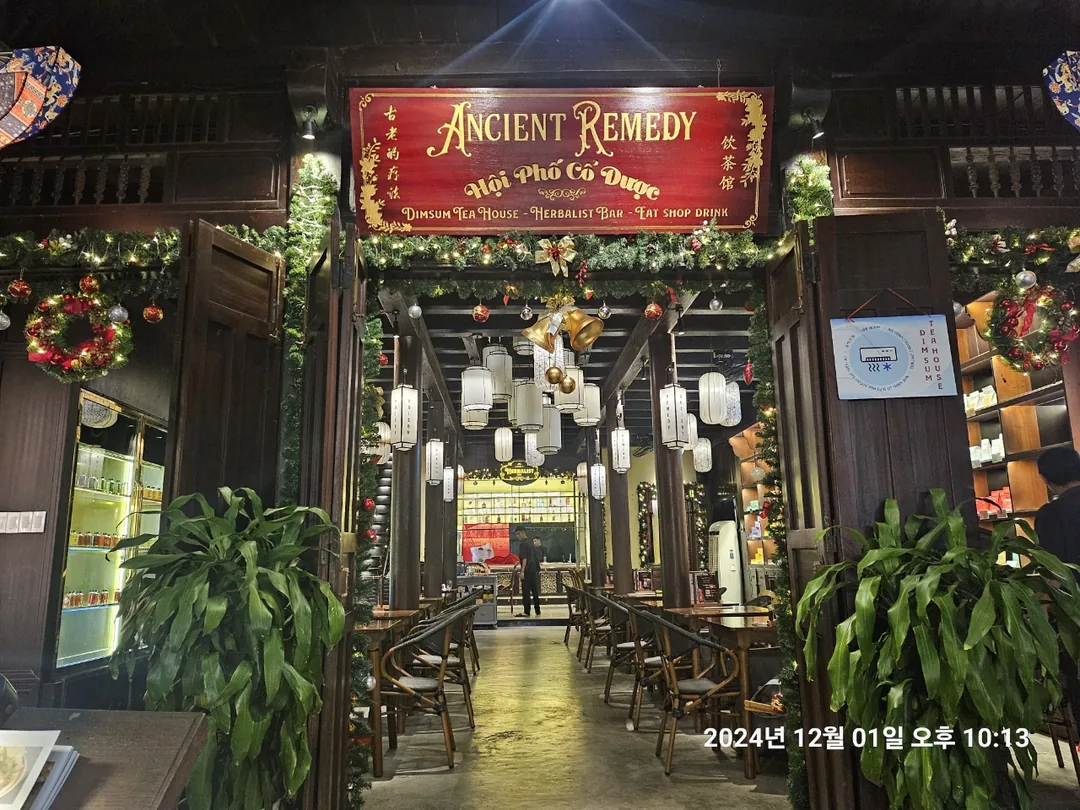 🇻🇳(review) Đà Nẵng tái ngộ >> ngày đầu tiên ở Hội An, dù có muộn cũng phải ngắm cảnh đêm phố cổ chứ~