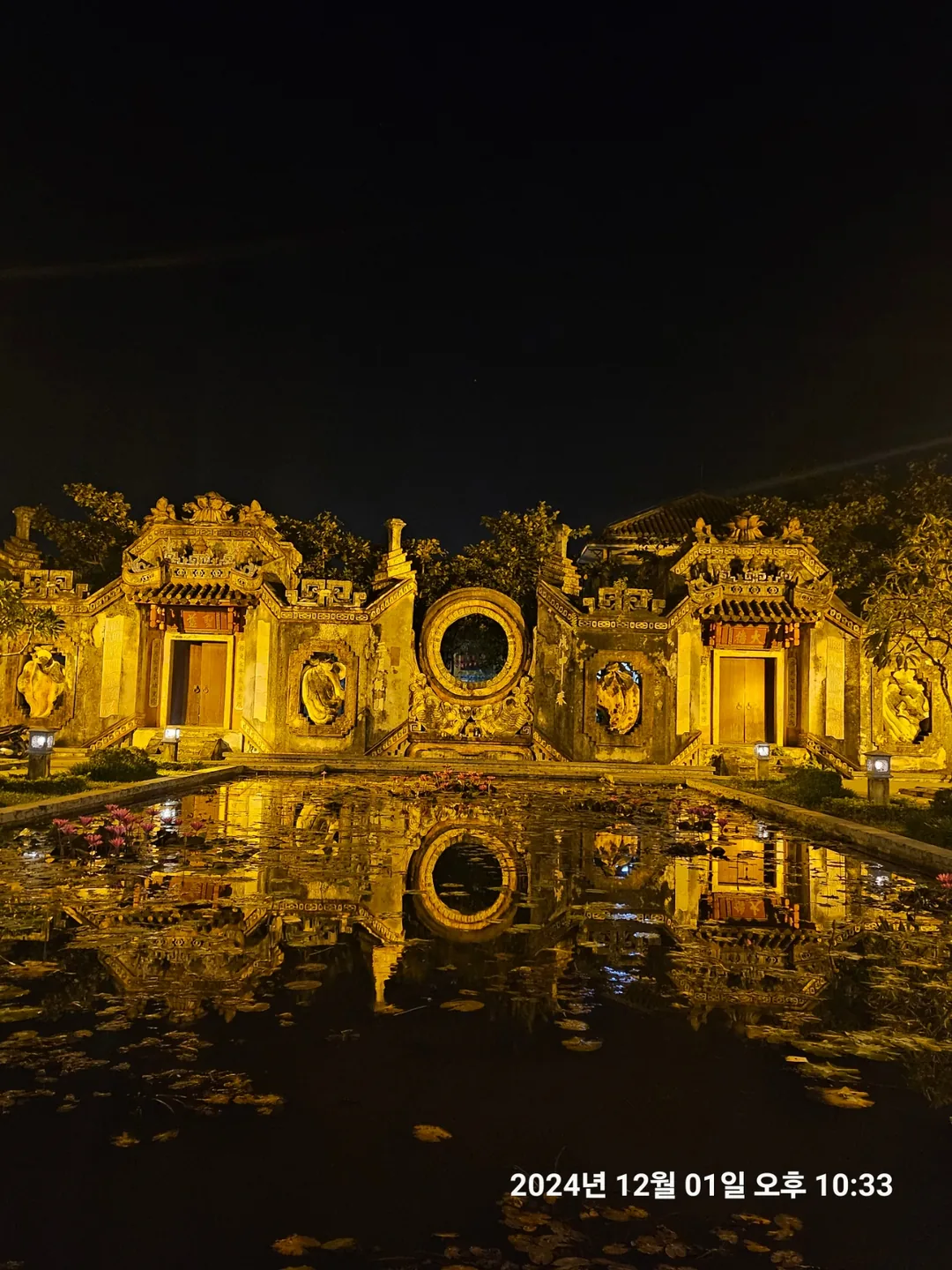 🇻🇳(Hậu ký) Thăm lại Đà Nẵng >> Hãy bước vào khung cảnh đêm huyền bí của ngôi chùa Bà Nà tĩnh lặng về đêm