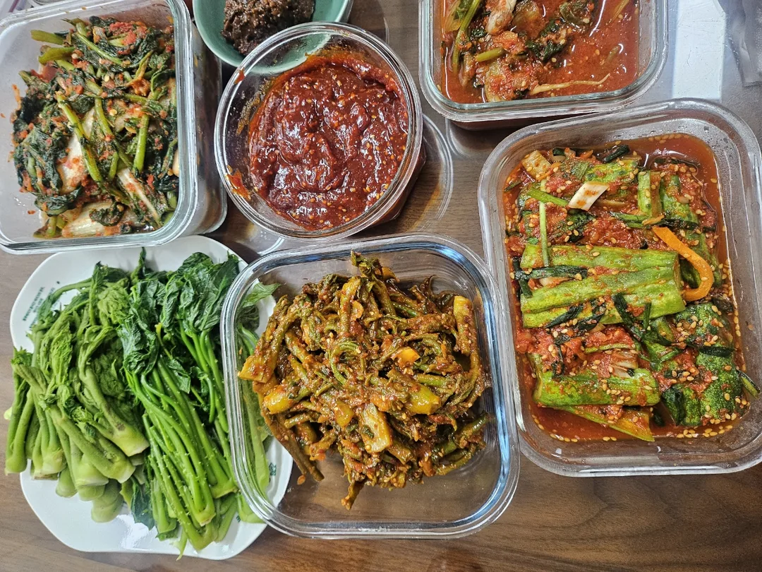 Đình công nhà bếp ngoài ý muốn #1: Hương vị quê nhà, mâm cơm mẹ nấu
