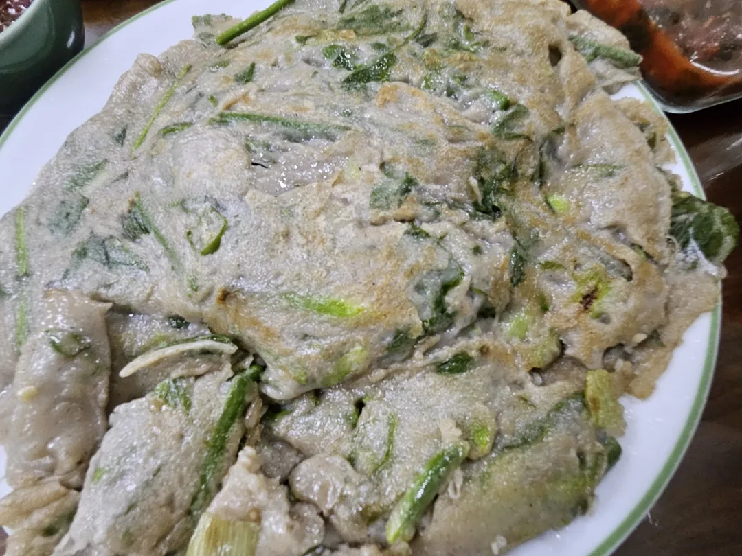 (Đời thường 5) Đình công nhà bếp ngoài ý muốn #2_Bữa tối, vì trời mưa nữa nên... Bánh kiều mạch