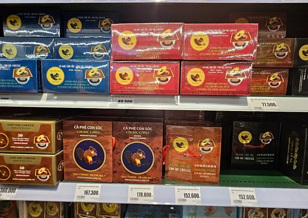 🇻🇳 (Đánh giá lần quay lại) Món mua sắm: Cà phê Côn Sóc Lotte Mart ☕️