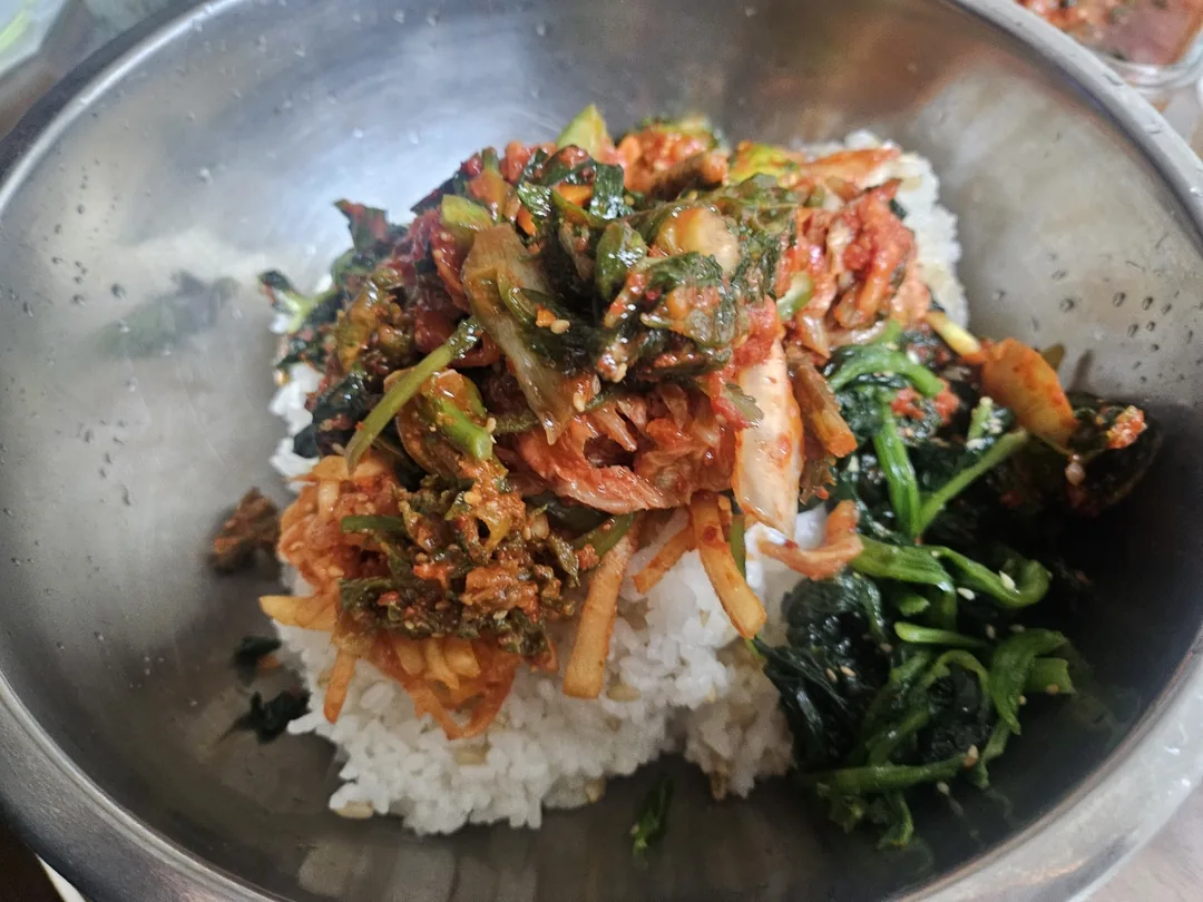 Vô tình đình công nhà bếp #4: Cơm trộn Bibimbap & Gà
