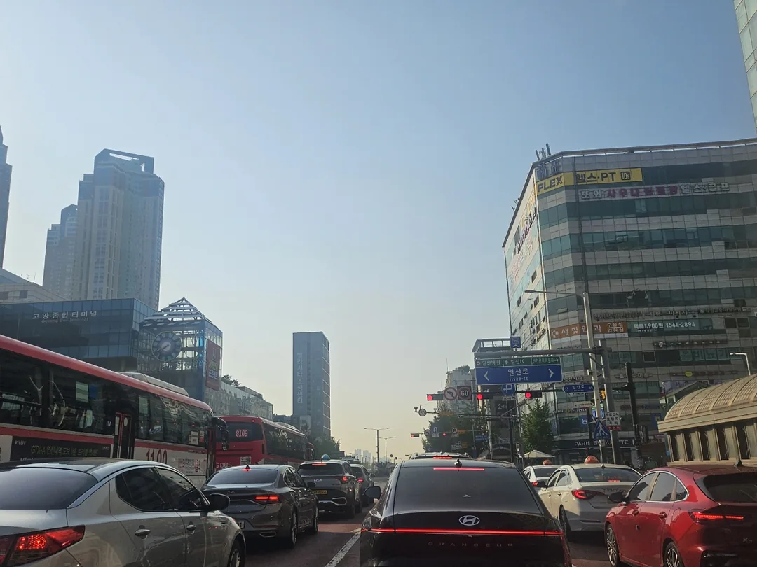 Làm tài xế từ sáng sớm 😆