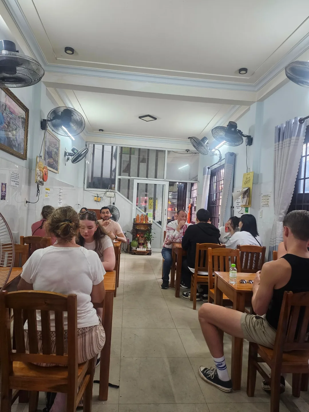 🇻🇳(Đánh giá lần ghé thăm lại) Hội An Madam Khánh - Nữ hoàng Bánh Mì
Madam Khánh - The Bánh Mì Queen
