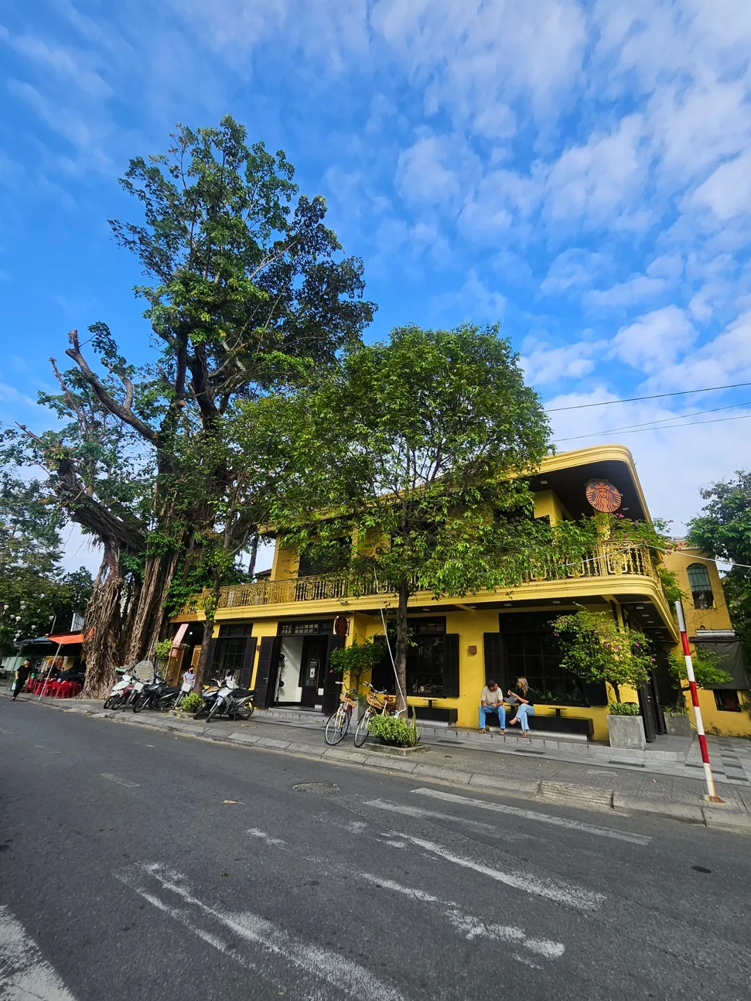 🇻🇳(Đánh giá lần ghé thăm lại) Starbucks Hội An gặp lại (Starbucks Trần Hưng Đạo Hội An)