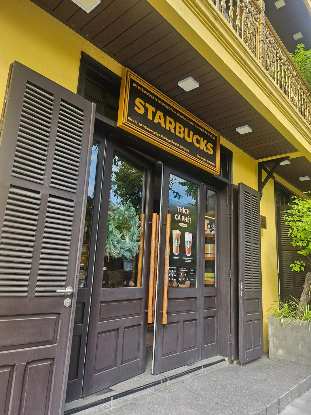 🇻🇳(Đánh giá lần ghé thăm lại) Starbucks Hội An gặp lại (Starbucks Trần Hưng Đạo Hội An)