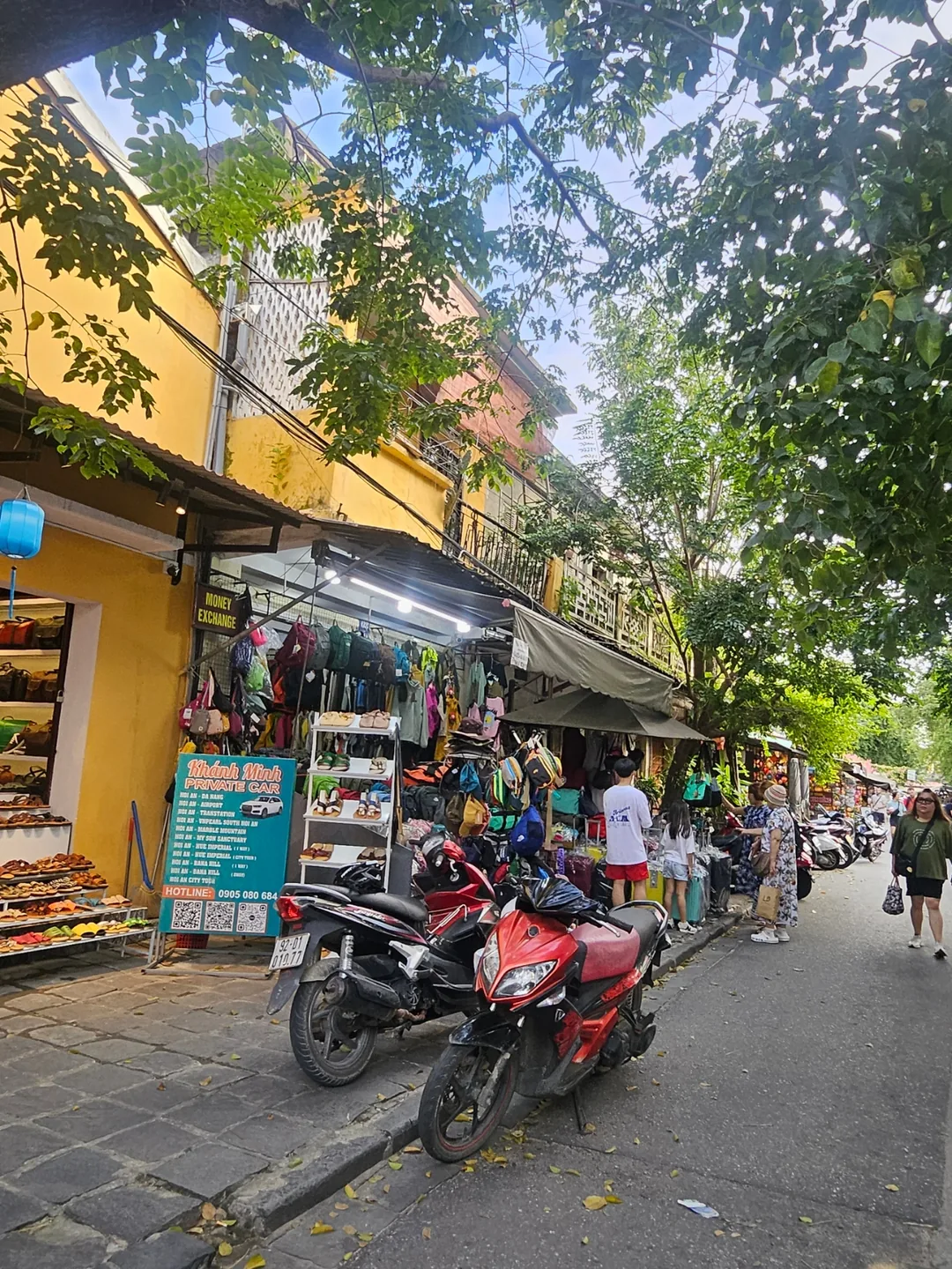 🇻🇳(Cảm nhận lần thăm lại) Chợ Hội An mà tôi gặp vào ban ngày ấy à...