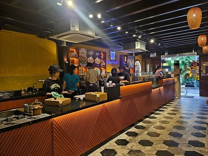 🇻🇳(Review lần ghé thăm lại) Ubebe Hoi An, quán bingsu ngon tuyệt!! Quán có view rooftop tuyệt đẹp!!