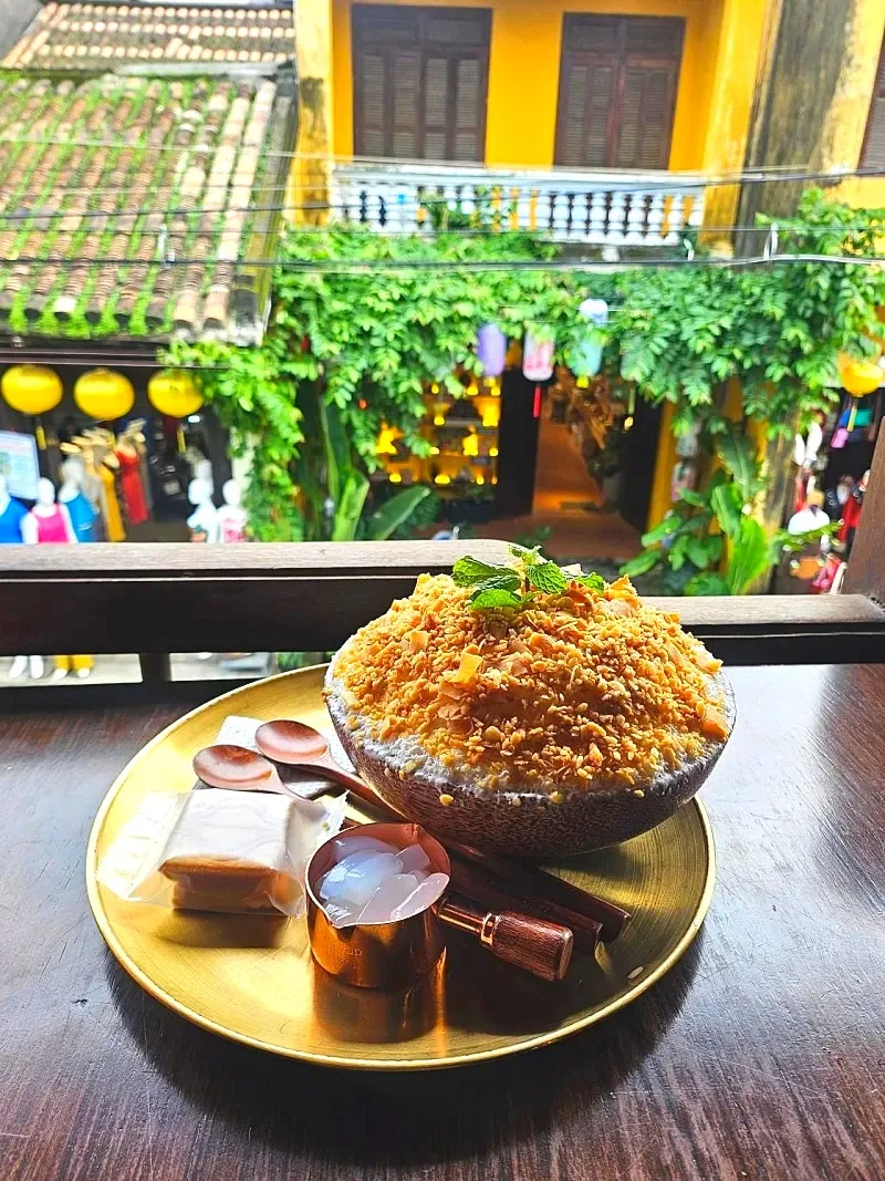 🇻🇳(Review lần ghé thăm lại) Ubebe Hoi An, quán bingsu ngon tuyệt!! Quán có view rooftop tuyệt đẹp!!